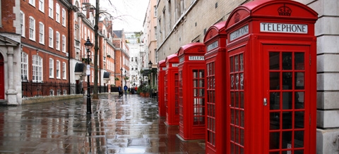 /x/t/q/London_UK_Telephone_Red_Rain_480.jpg