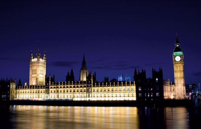 Parliament-London-UK-Night-700x450.jpg