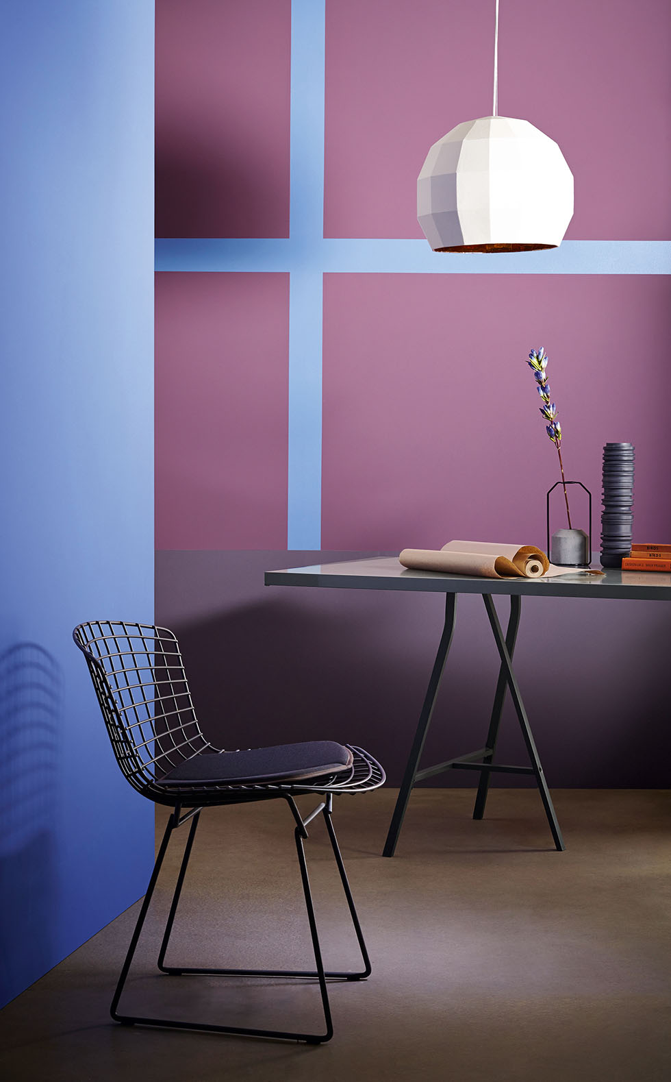 purple-painted-wall