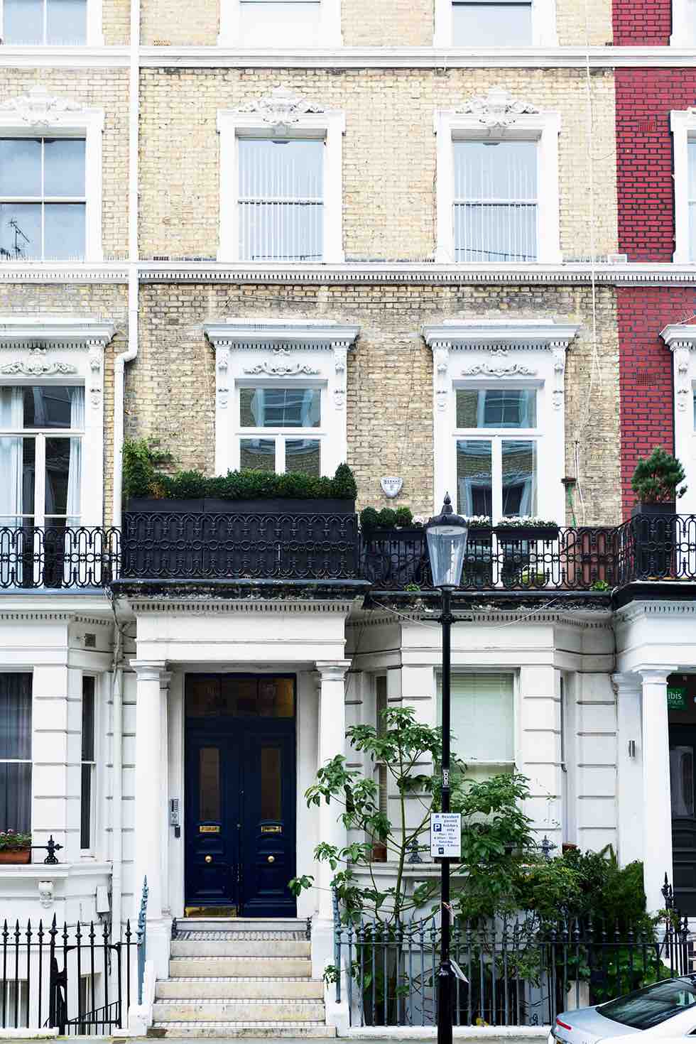 Small london flat building exterior