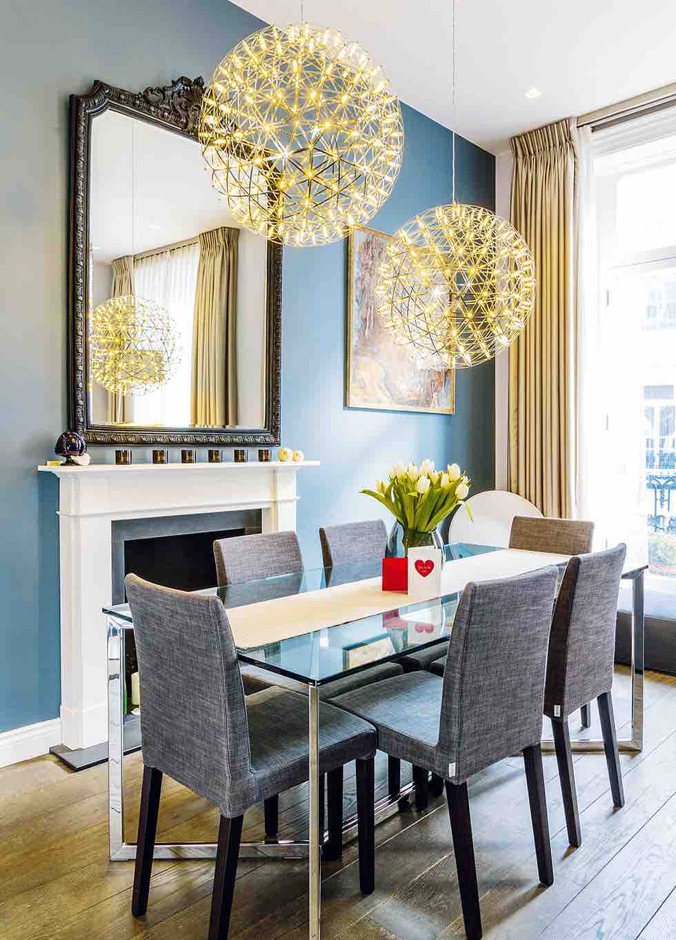 Small london flat dining area