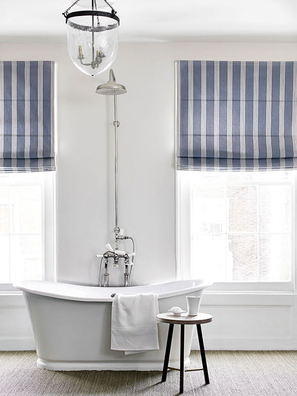 ian mankin bathroom en duite blinds