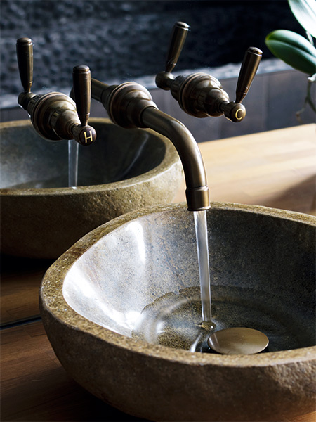 BLACK-TAP-SINK