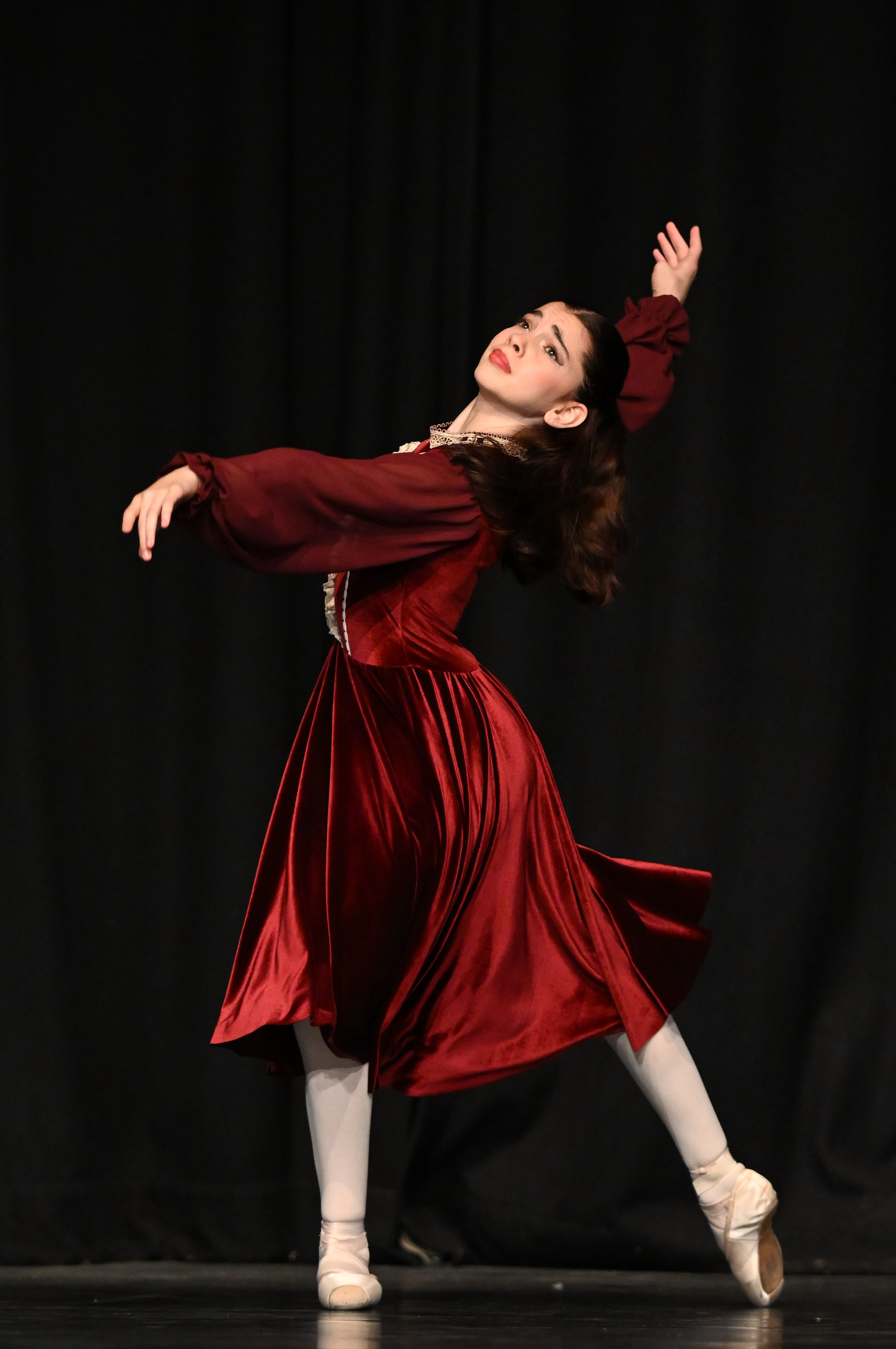 607252-Q1.Solo_Dancer_Download_(2+items).IRBD-12APR23-02162 copy.png