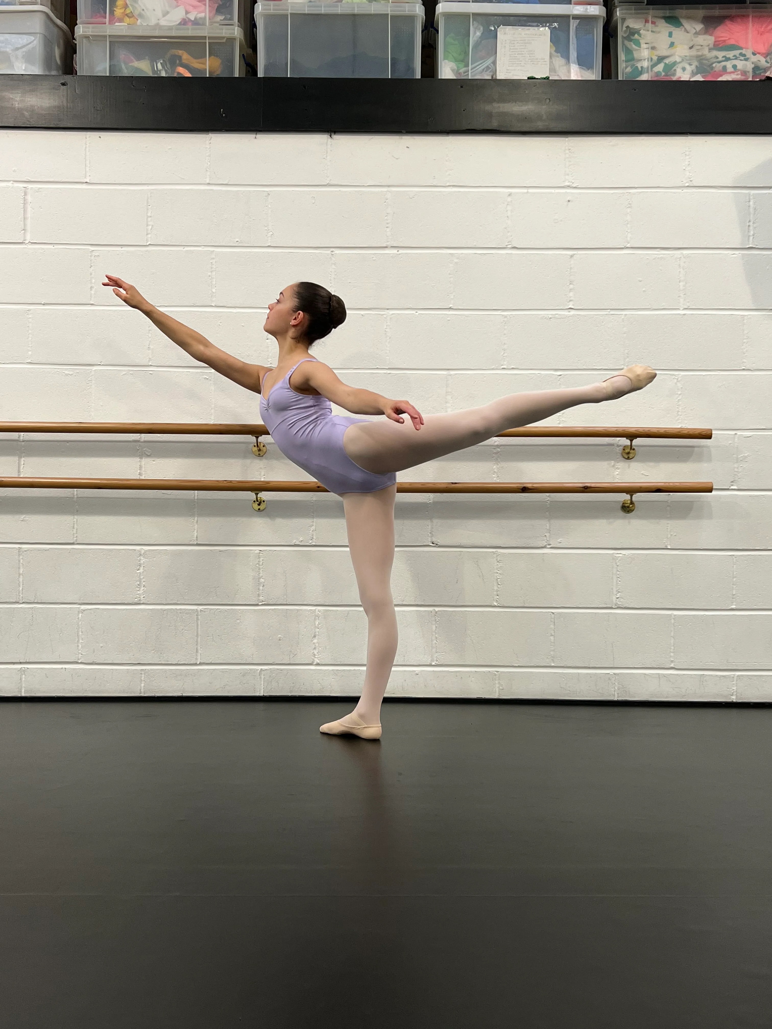 RYLES Evie - Provide an arabesque photo - copie.jpg