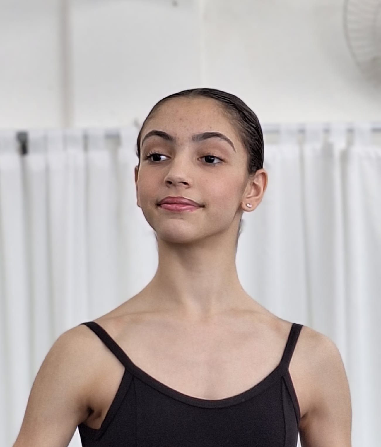 BIANCA NEGRIN - PERFIL.jpg