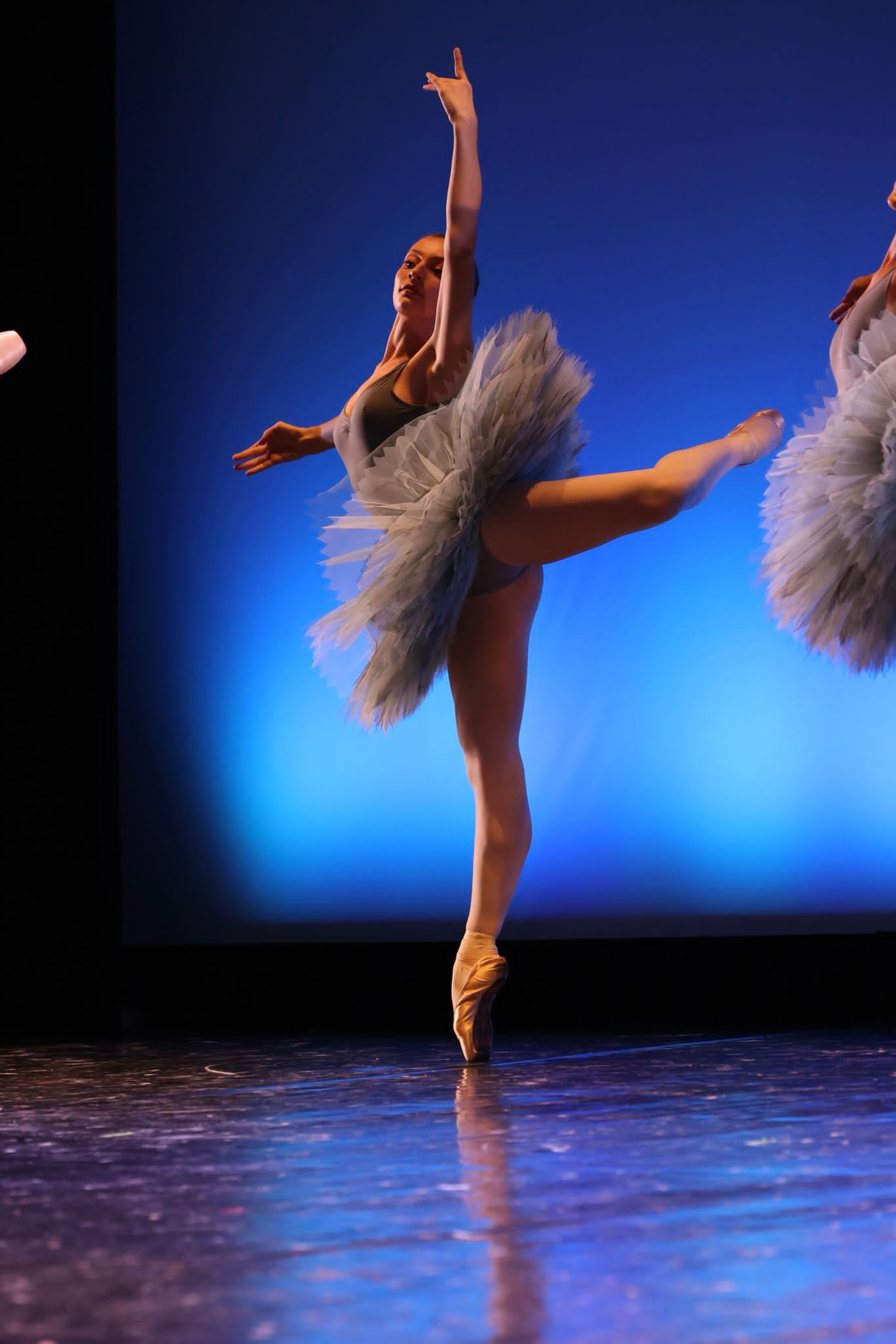 Attitude derriere efface.jpg