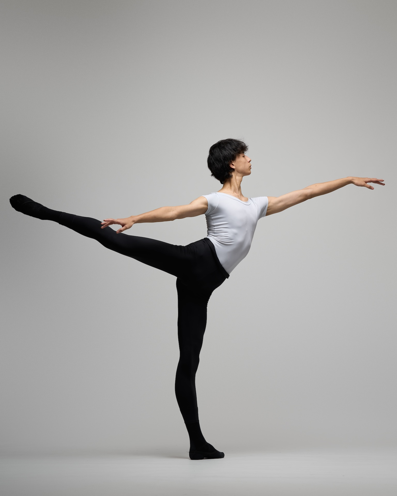 Viktors Siniciro Prokofjevs Arabesque.jpg