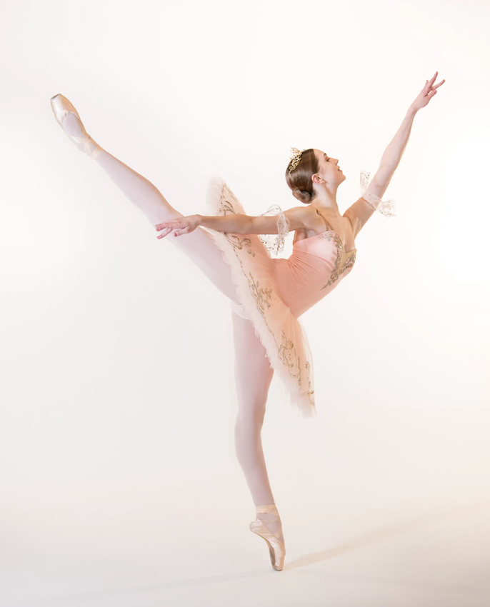 Aurora Arabesque.png