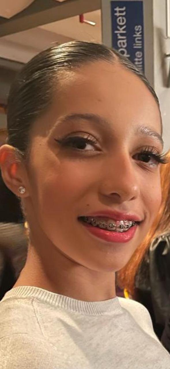 SOPHIA HEADSHOT.jpeg