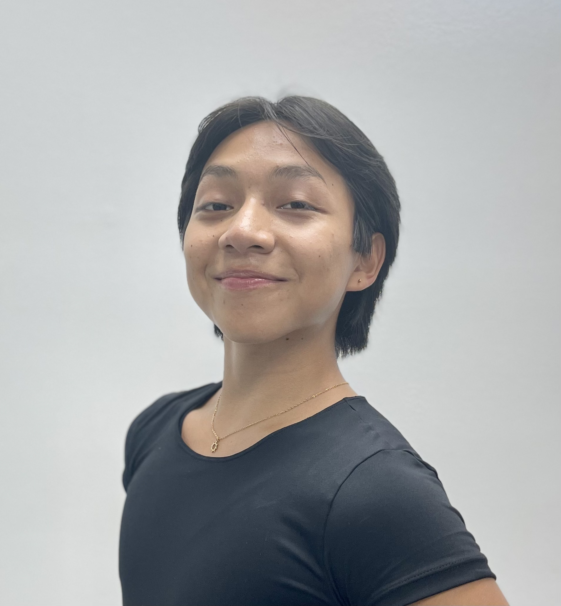 Samuel Portilla Headshot.HEIC - copie.jpg