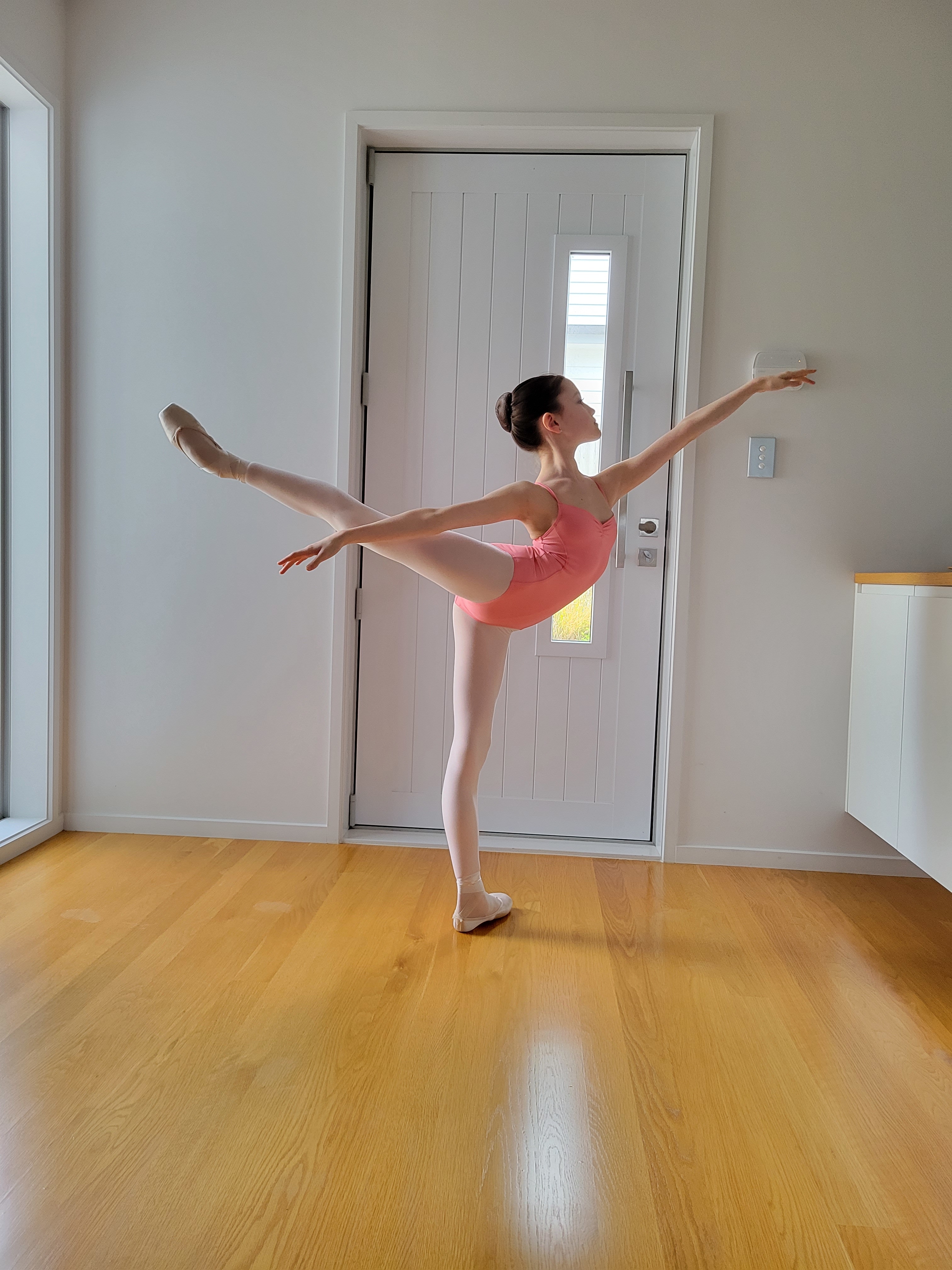 mio-yagp-arabesque.jpg