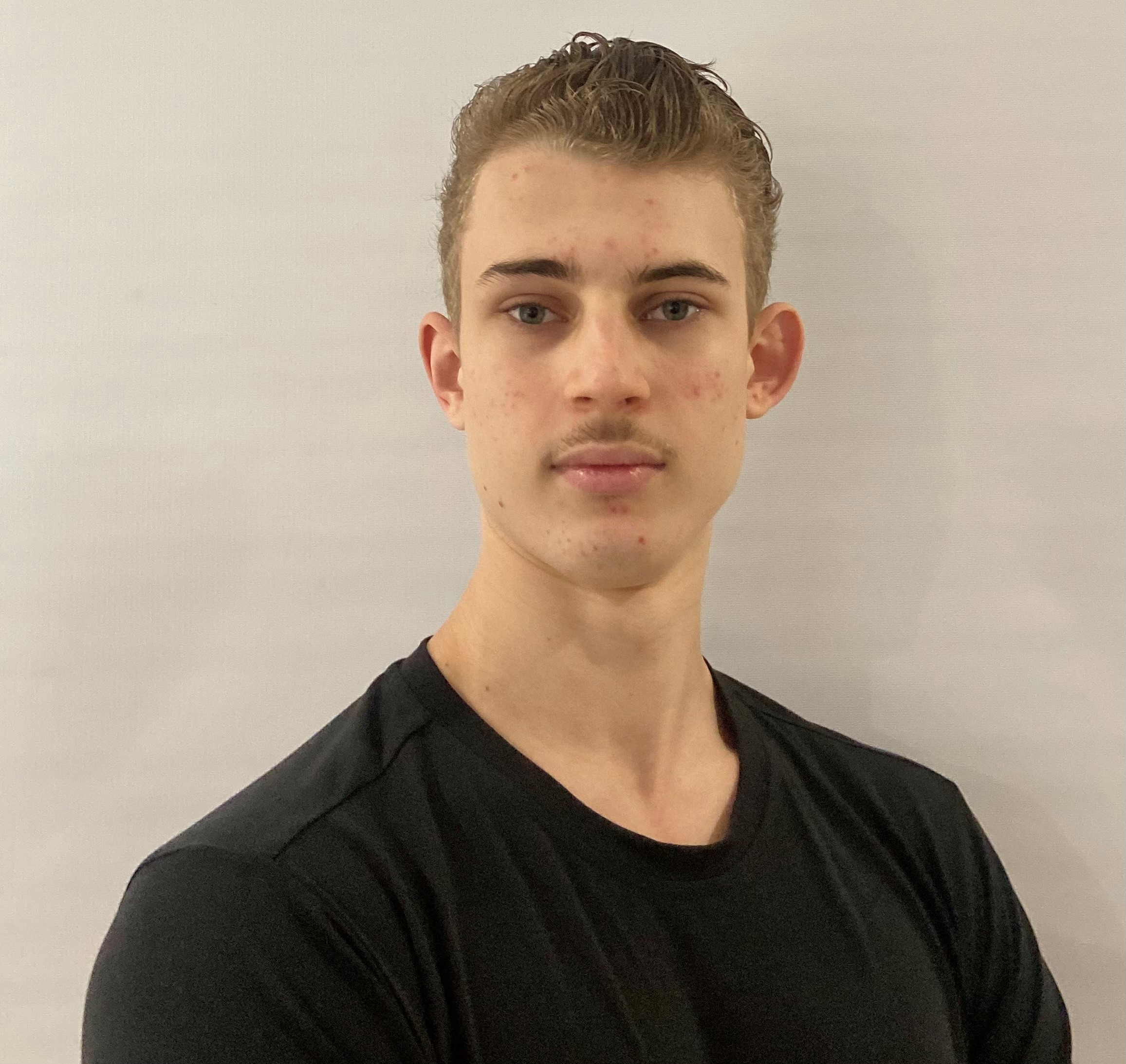 headshot compressed.jpg