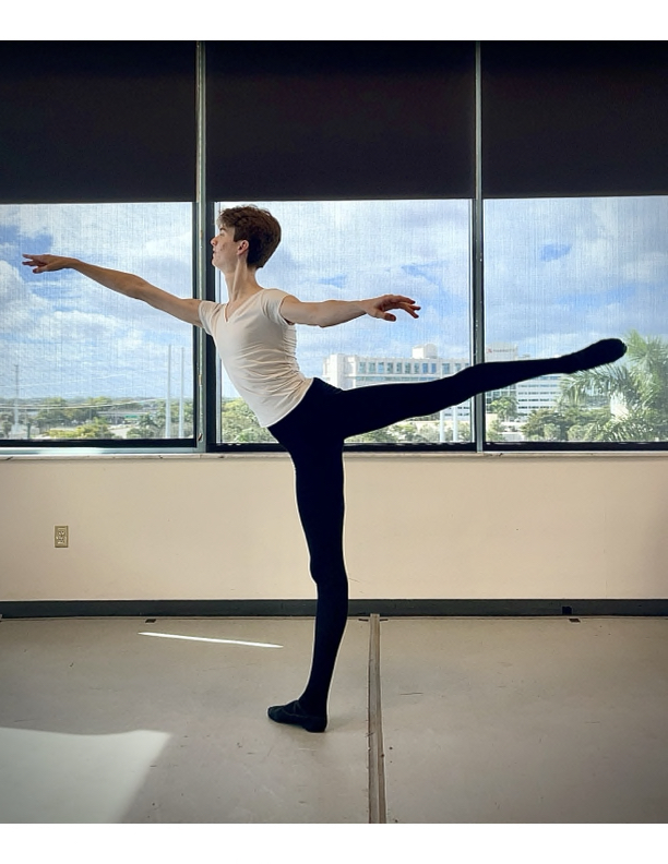 Devon Luxton First Arabesque en La'Air De Cote.jpg