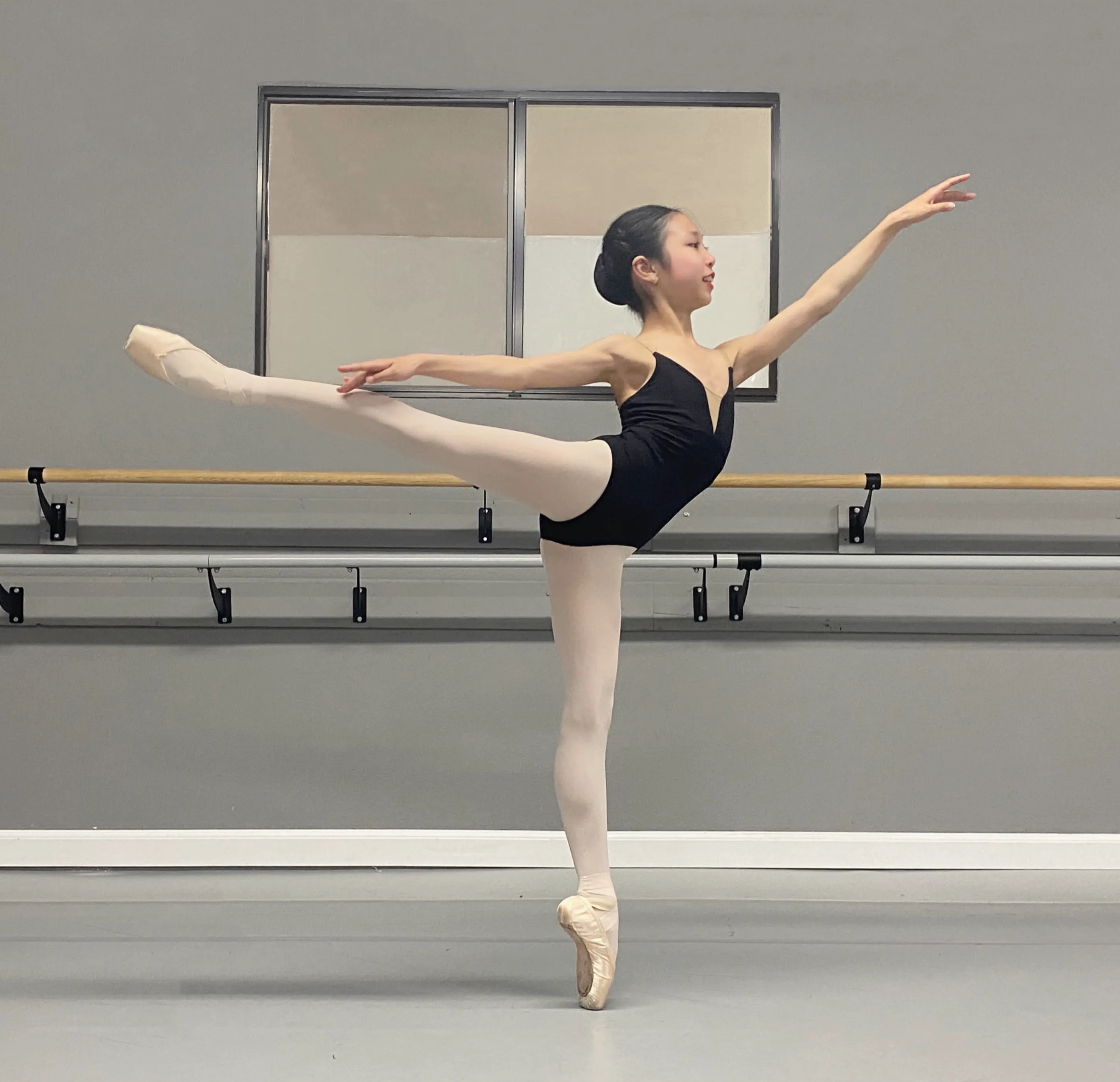 Valerie Jia 2024 - Arabesque.jpeg - copie.jpg