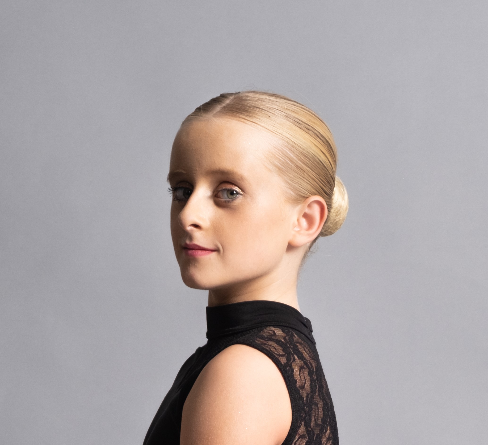 Robyn Mottram Headshot.jpg