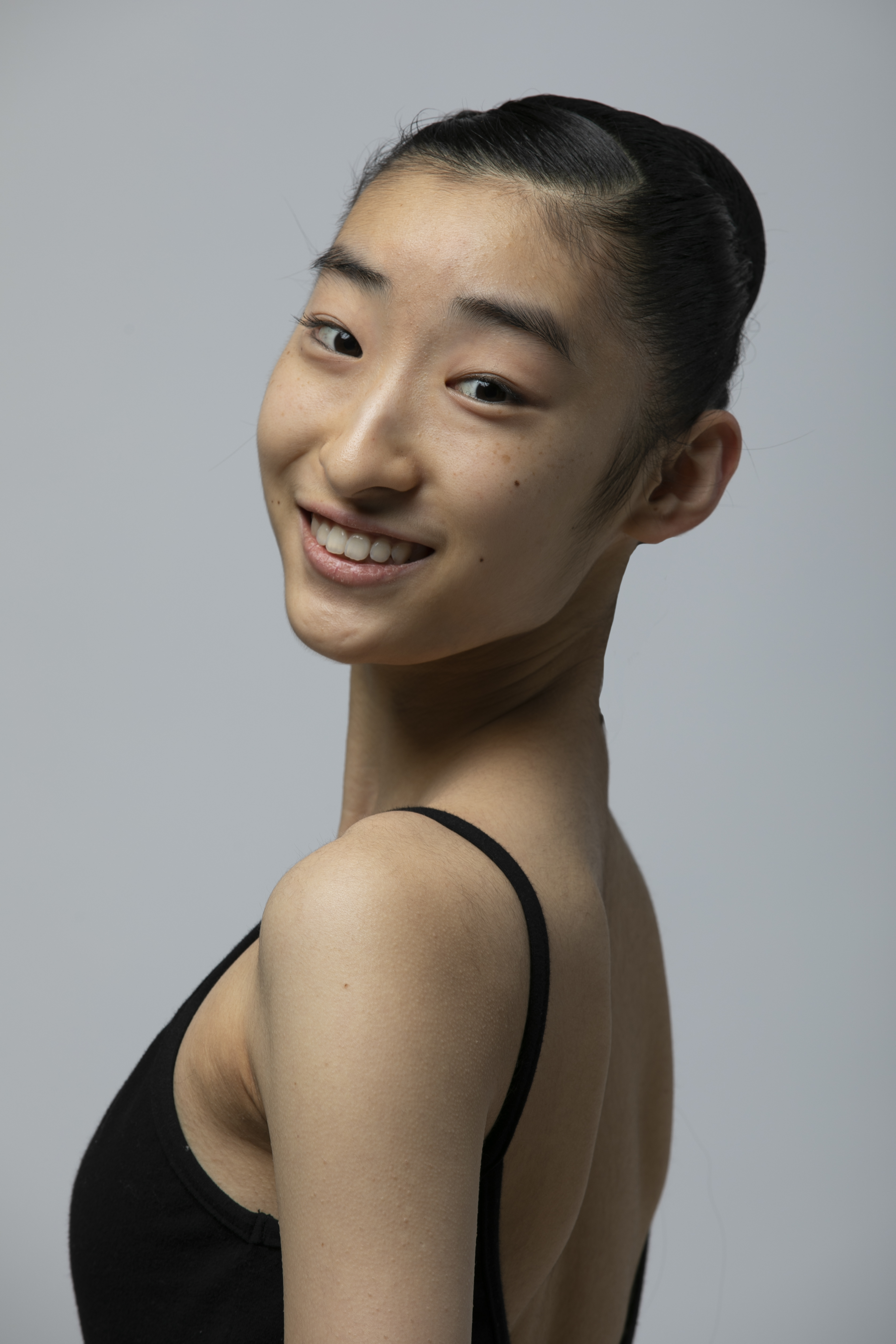 Ai Ezoe-headshot.jpg