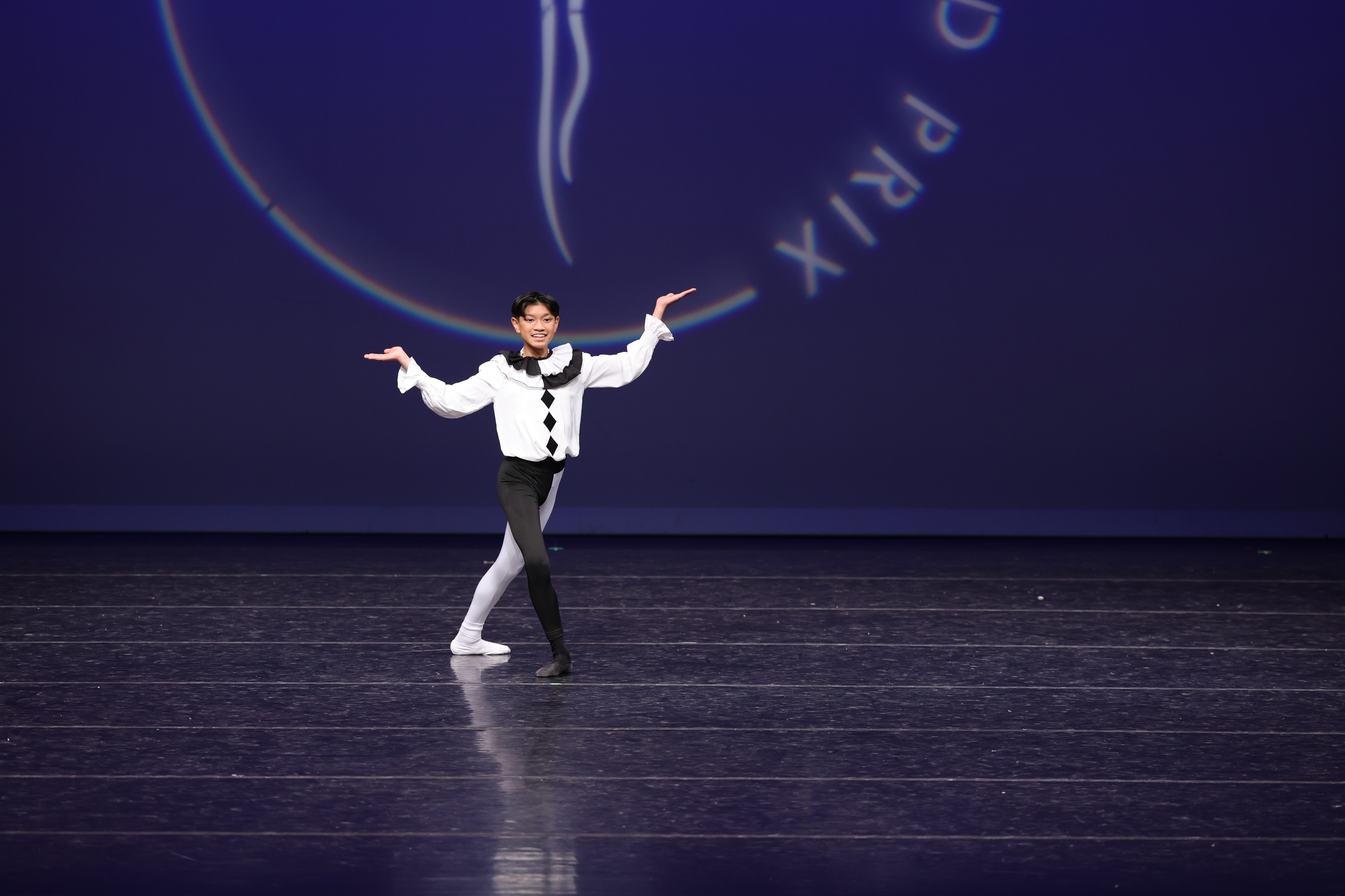 325JaxAquinoHarlequinadeClass17559 (1).JPG