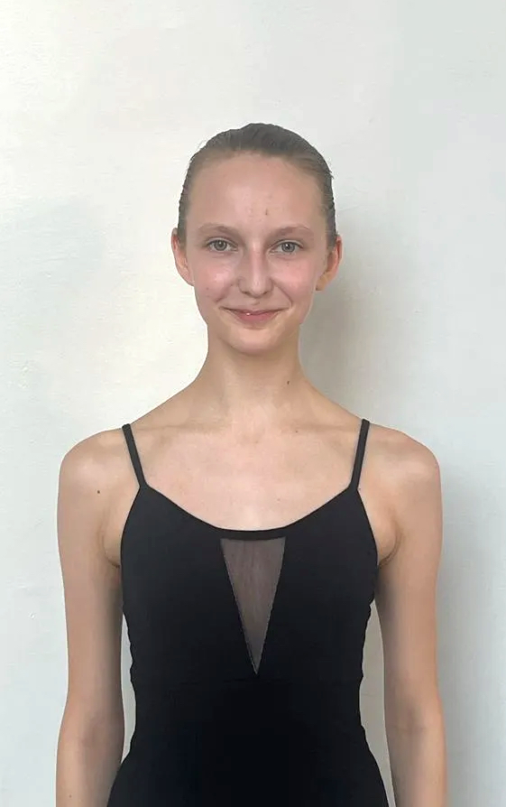 VALČA Daniela - Provide a recent headshot - copie.jpg