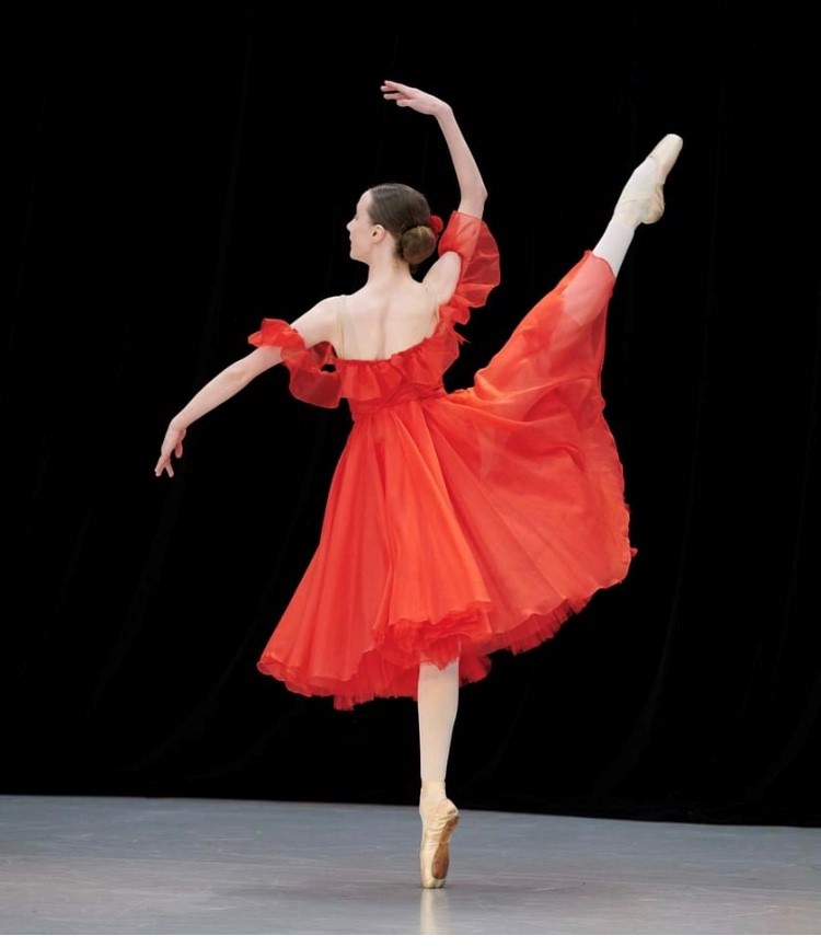 Rachel Collings_demi character Eva Peron_3.jpg