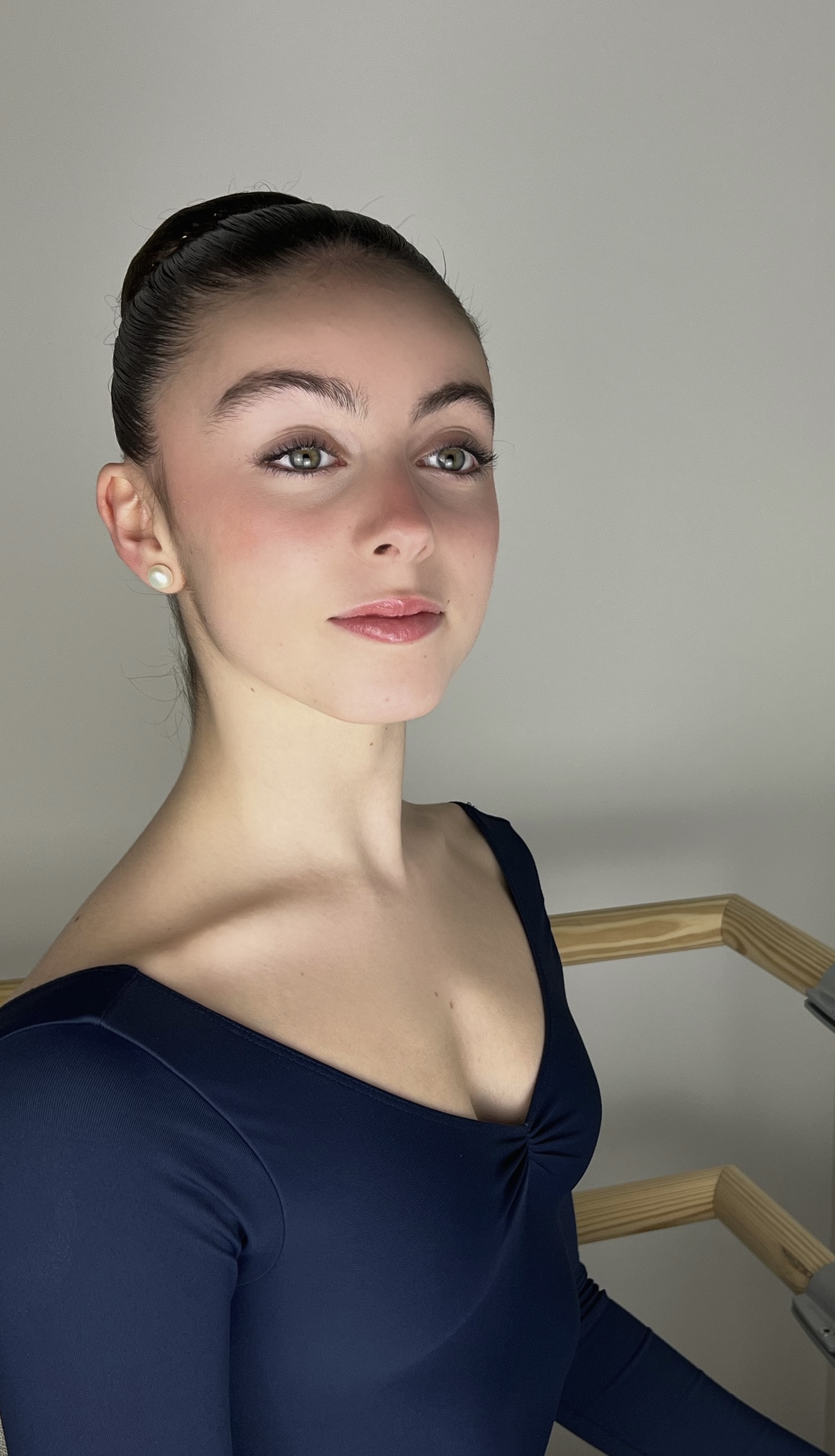 Adriana Marquiegui Faceshoot.jpg