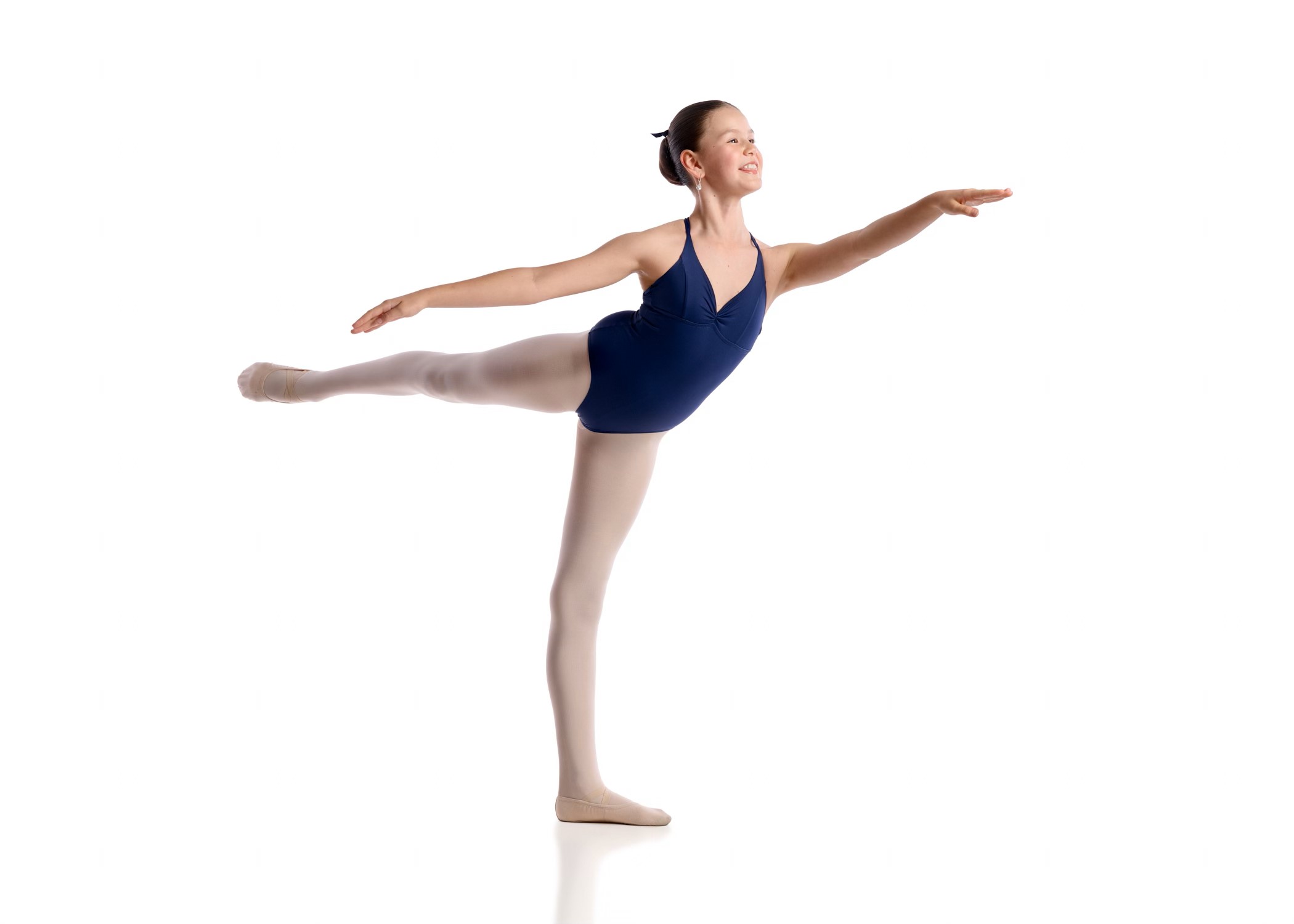 Ivy Perry 2 YAGP 2024 Arabesque.jpeg