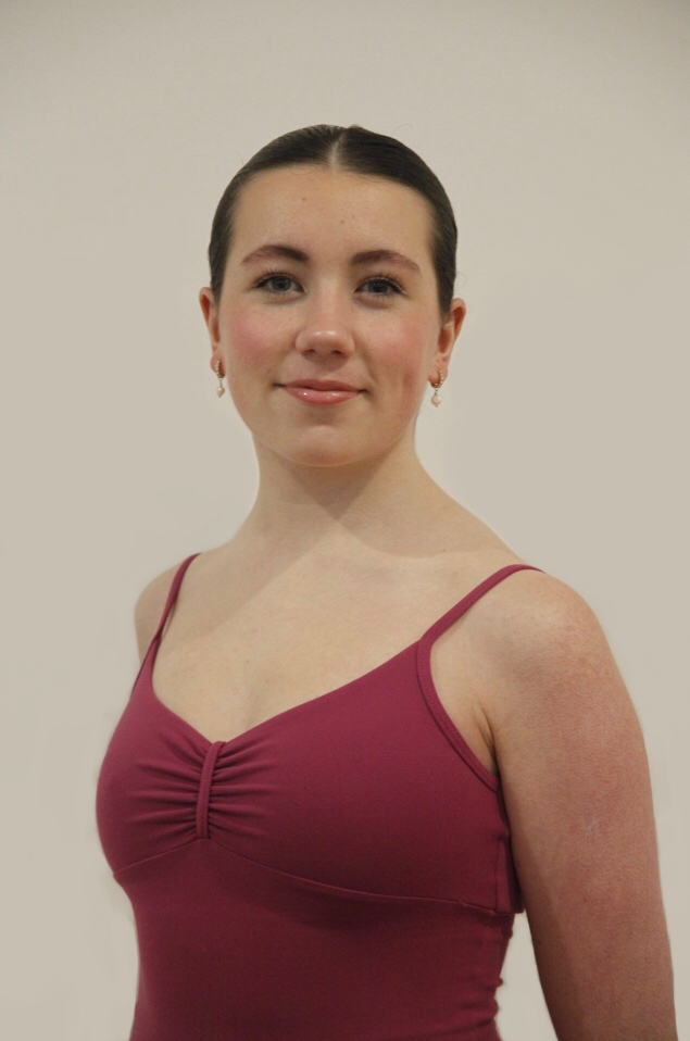 Gemma Goldsztein Headshot.jpg