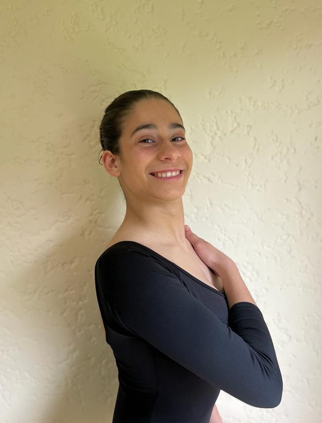 JOAQUINA GONZALEZ PIEDRABUENA MEDIO CUERPO.jpg