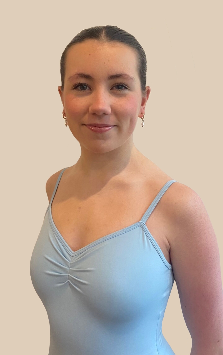 Gemma Goldsztein Headshot.jpg