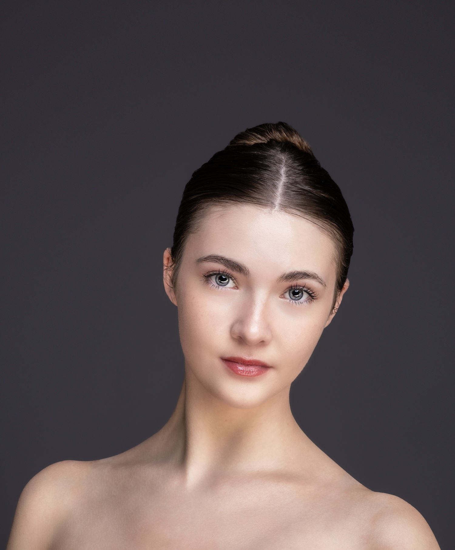 PARKER Aubri Headshot.jpg