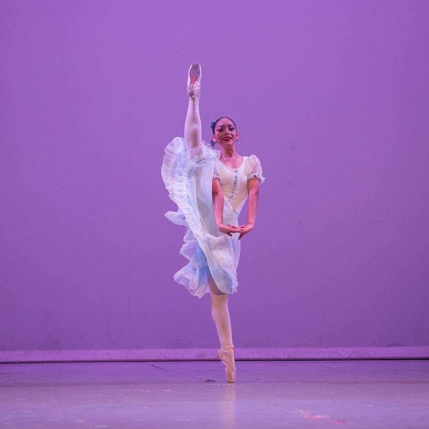 Pierna a lado graduados.jpeg