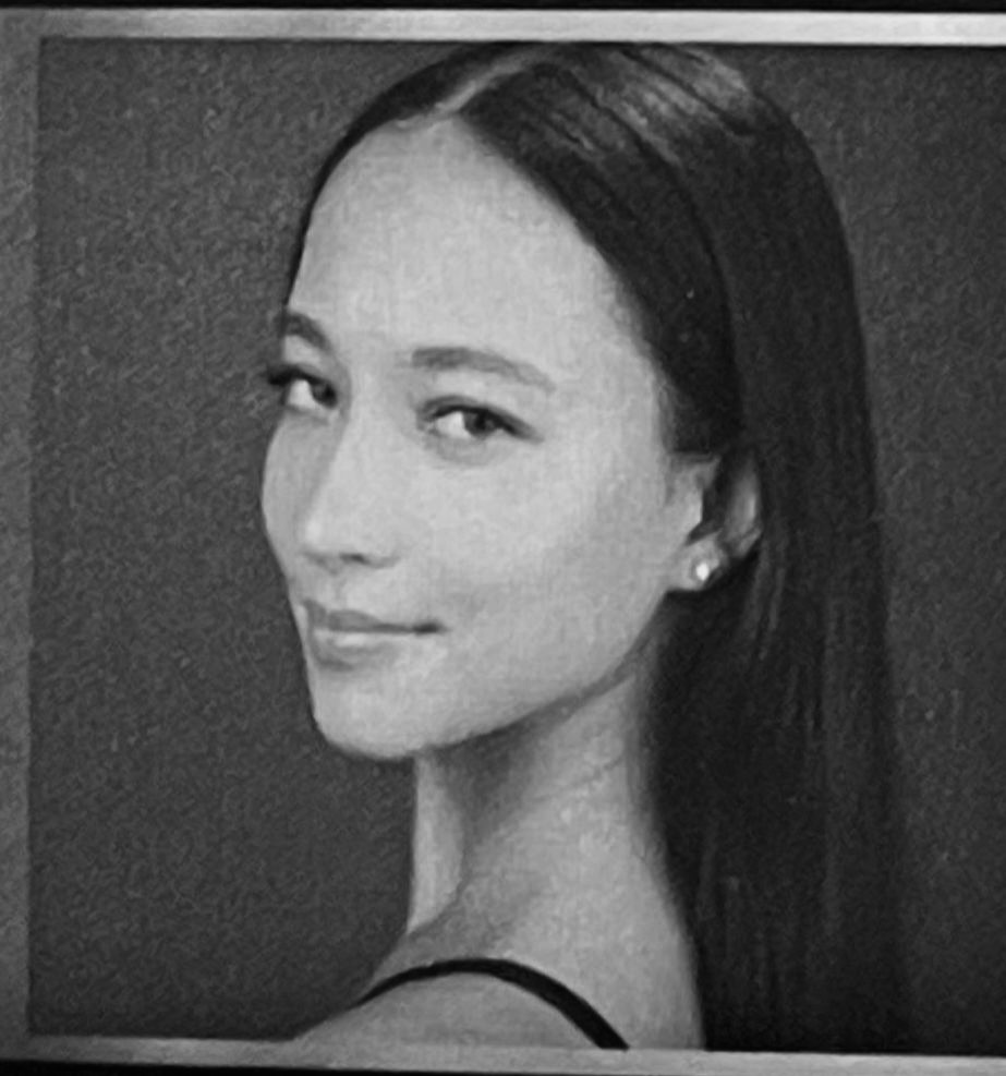 Sofia Head shot 2.jpg