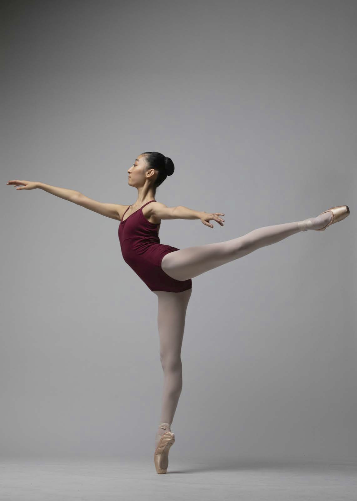 EZOE Ai - Provide an arabesque photo - copie.jpg