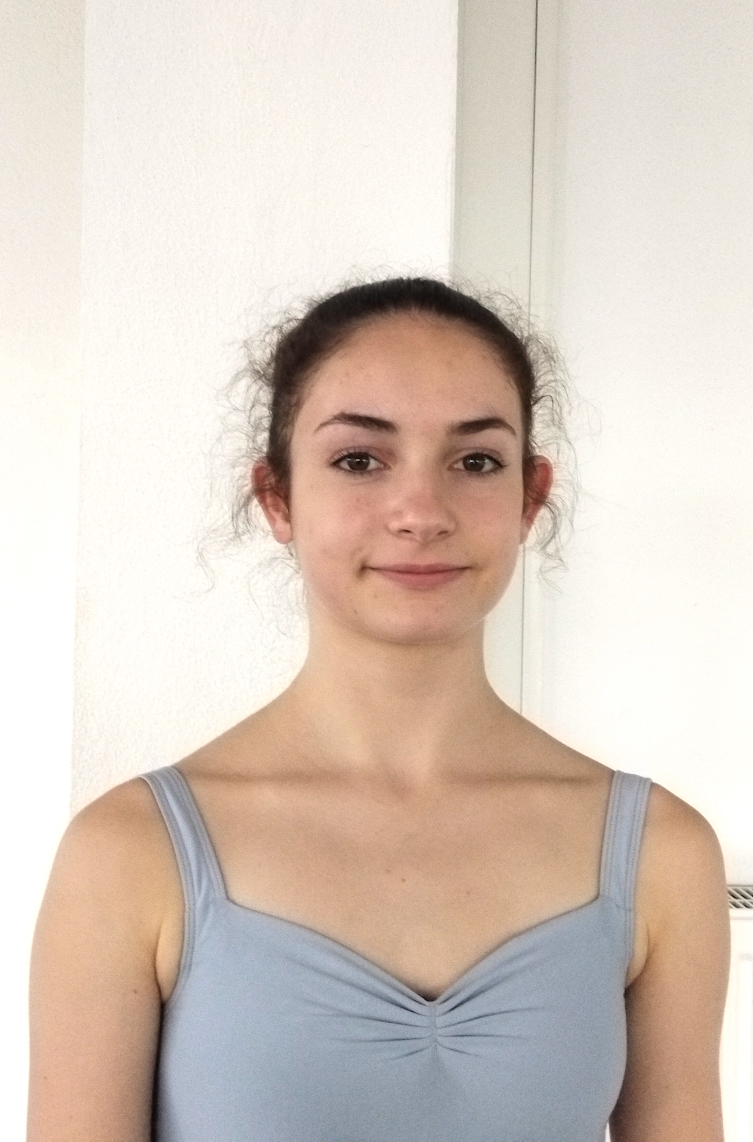 LABEYRIE Léna - Provide a recent headshot.jpg