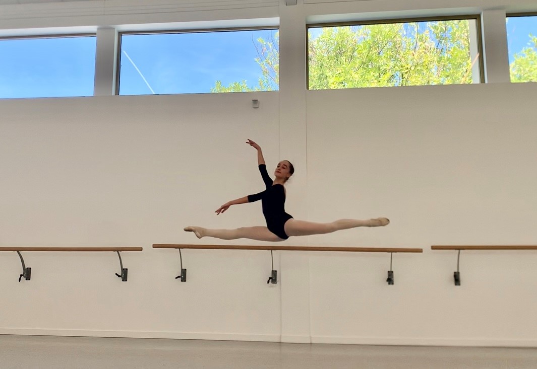 Photo grand jeté.jpg