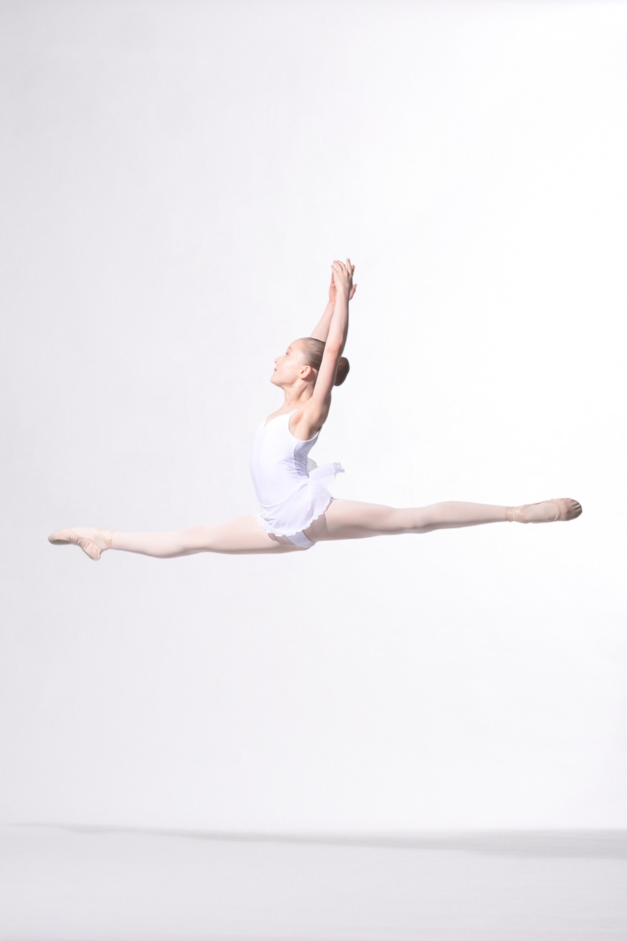 maci - grand jete 1.jpeg