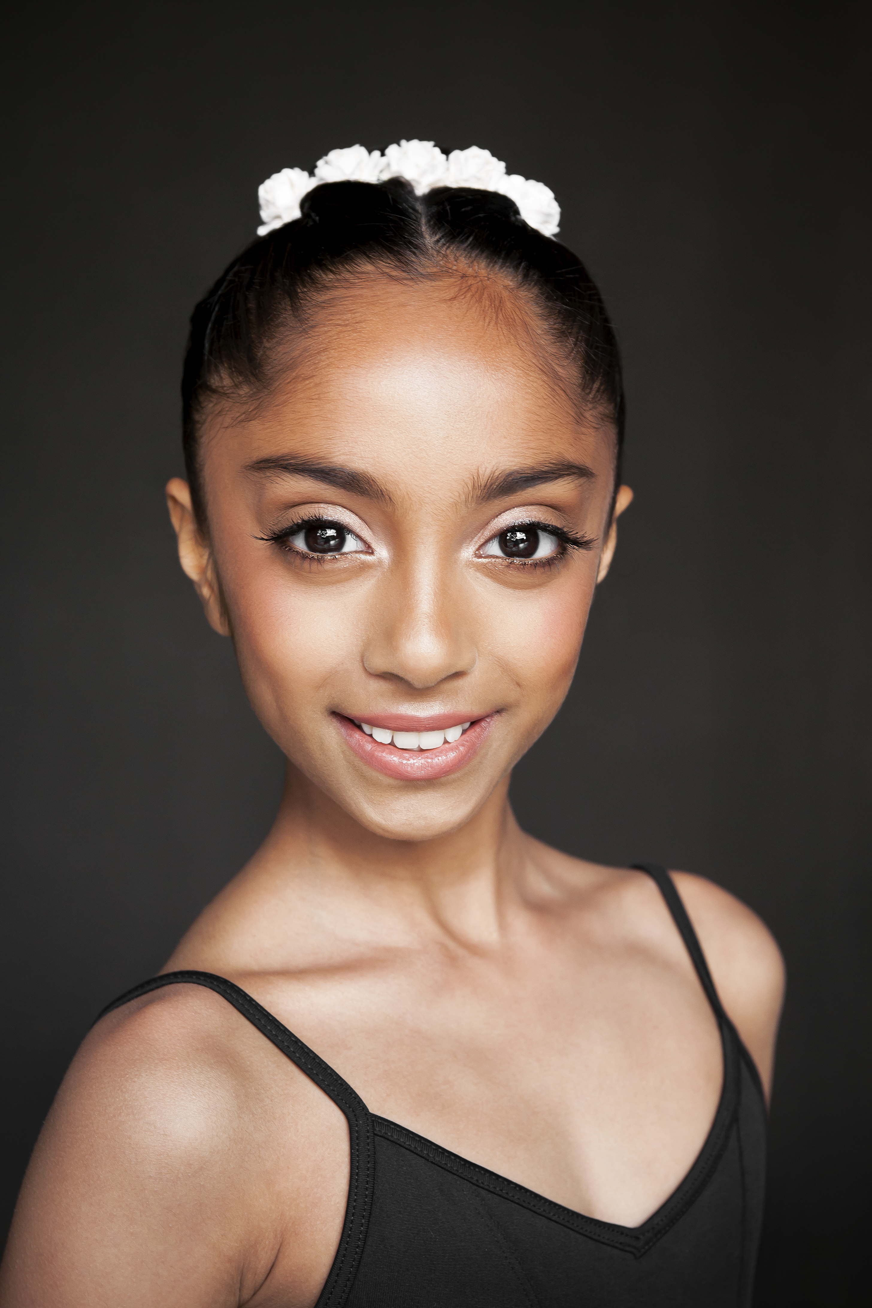 Zoe-YAGP 2023 Headshot.jpg