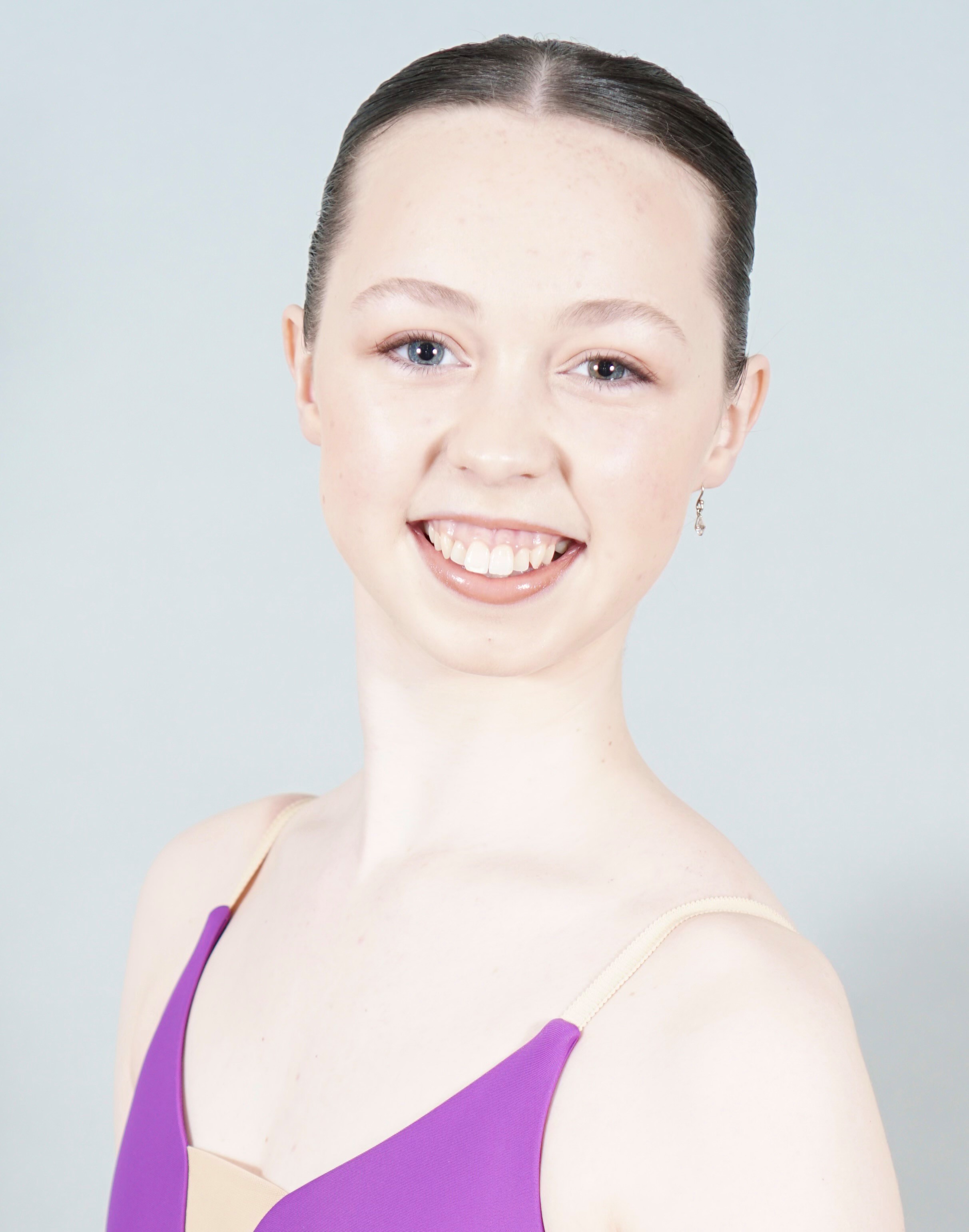 Makenzee Speak Headshot 2023.jpg