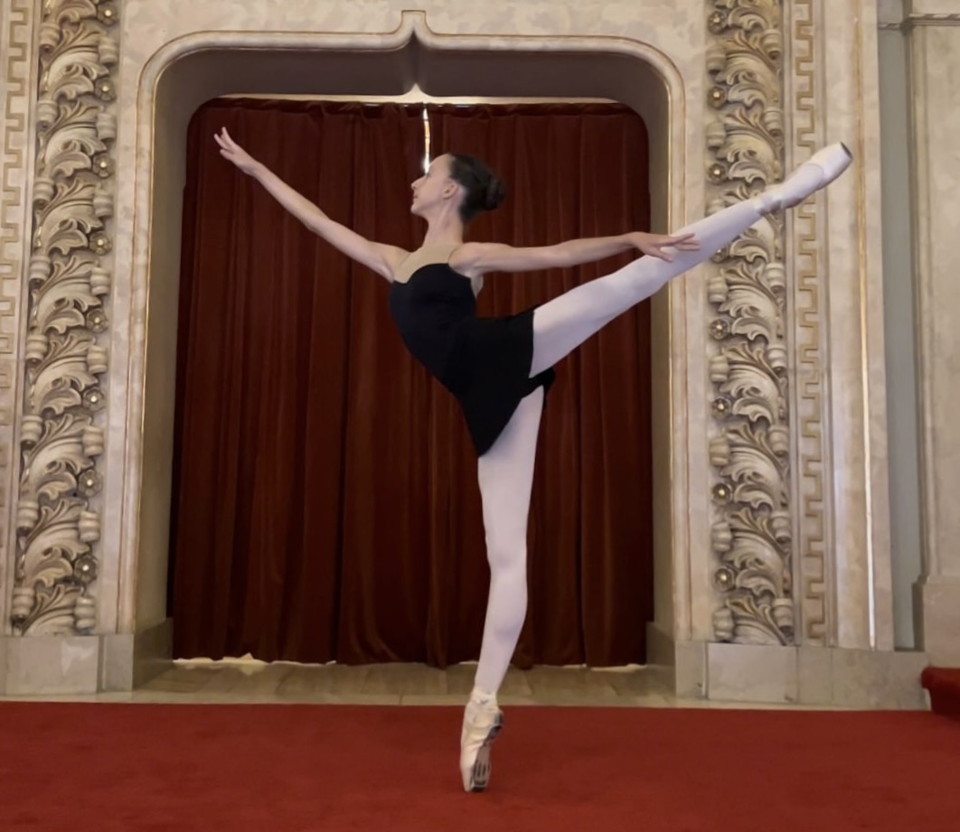 DARIA MARIA Ene - Provide an arabesque photo.jpeg