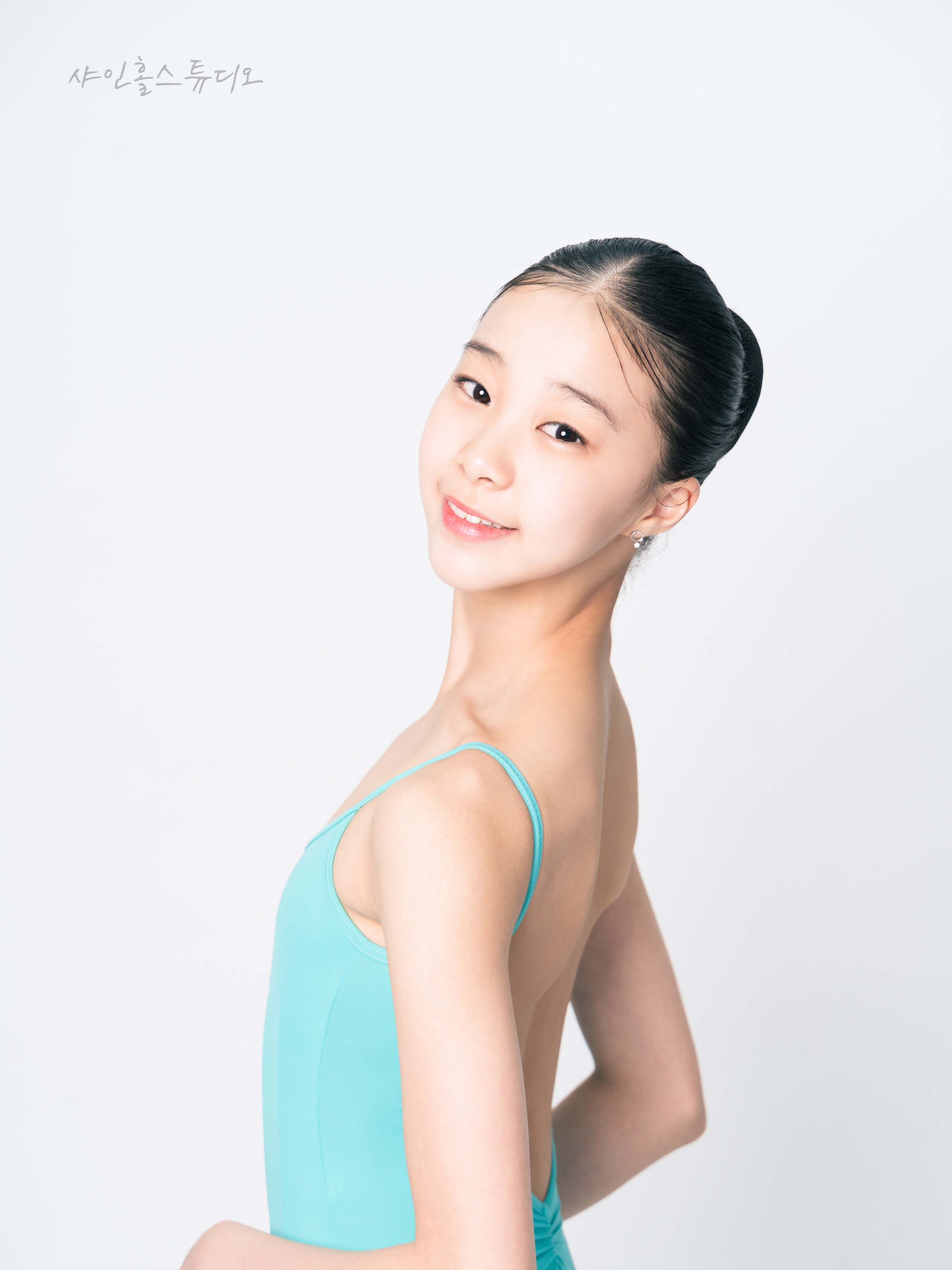 발레(프리주니어2)정아라-증명사진.jpg