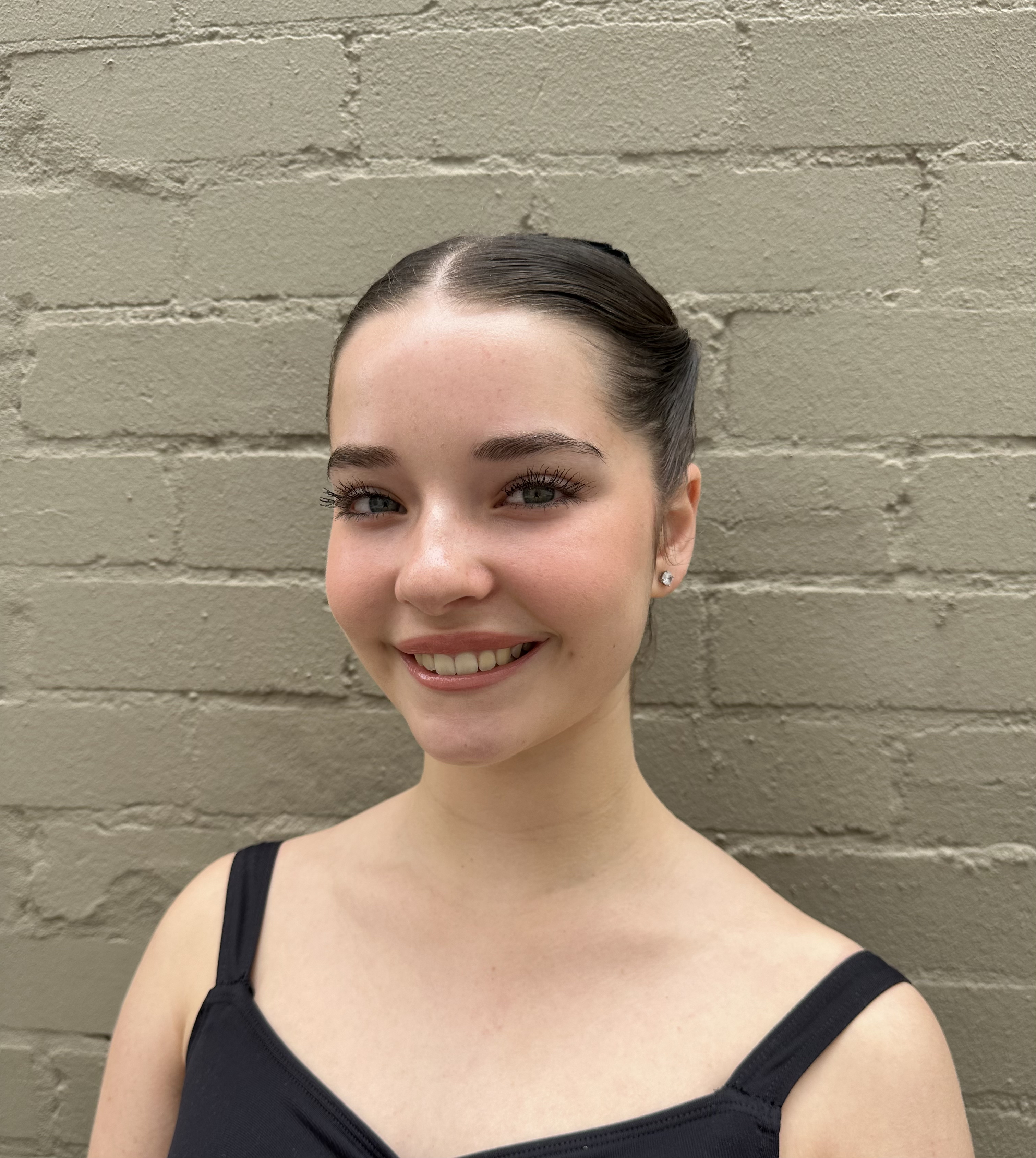 Mia Perez Headshot.jpg