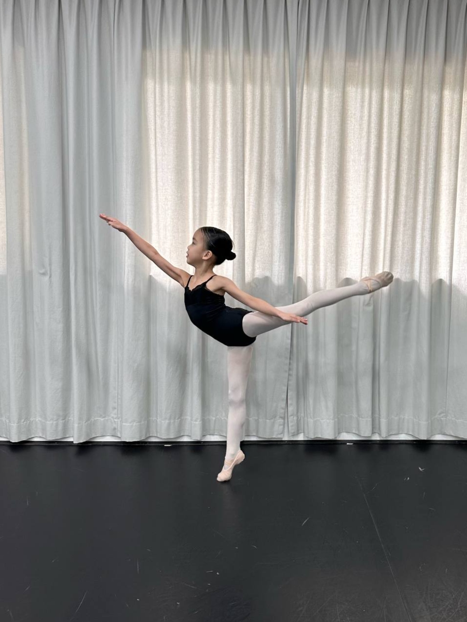 Yu Tian arabesque Sep 2023.jpg