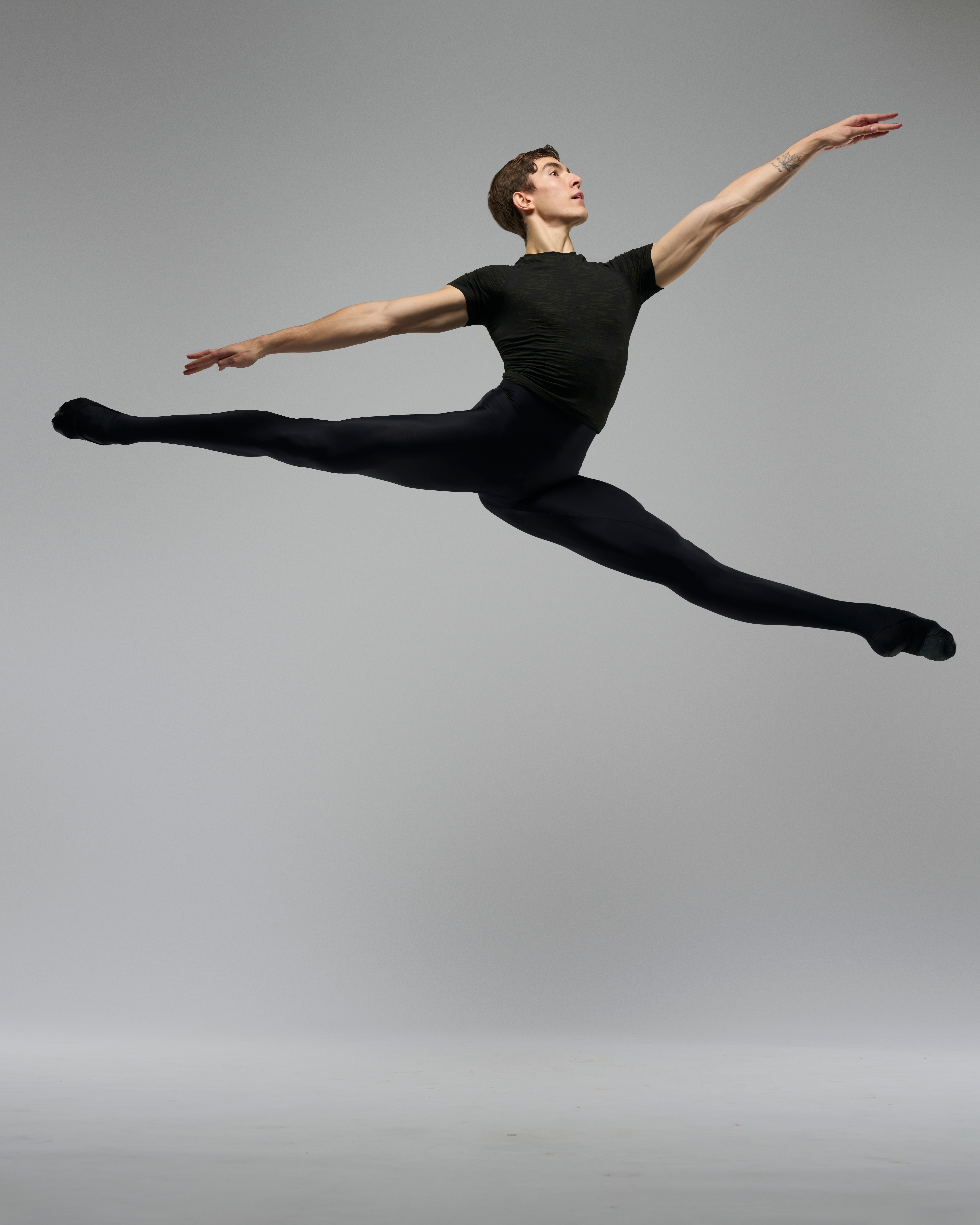 Ata Aktas dance photo.jpg