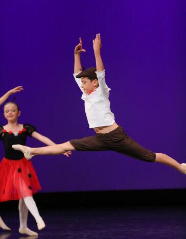 BÚLIK Martin - Provide an arabesque photo.jpeg