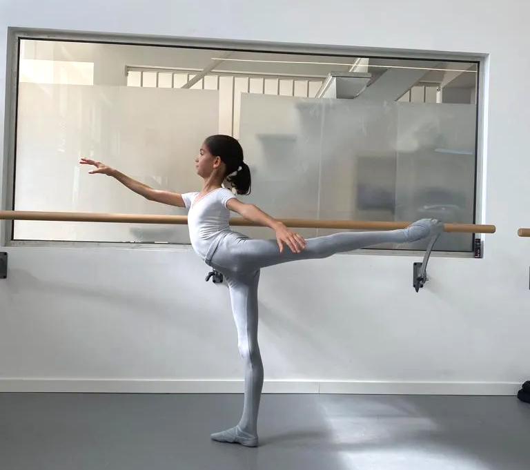 RANDRIANASOLO Alcée - Provide an arabesque photo - copie.jpg