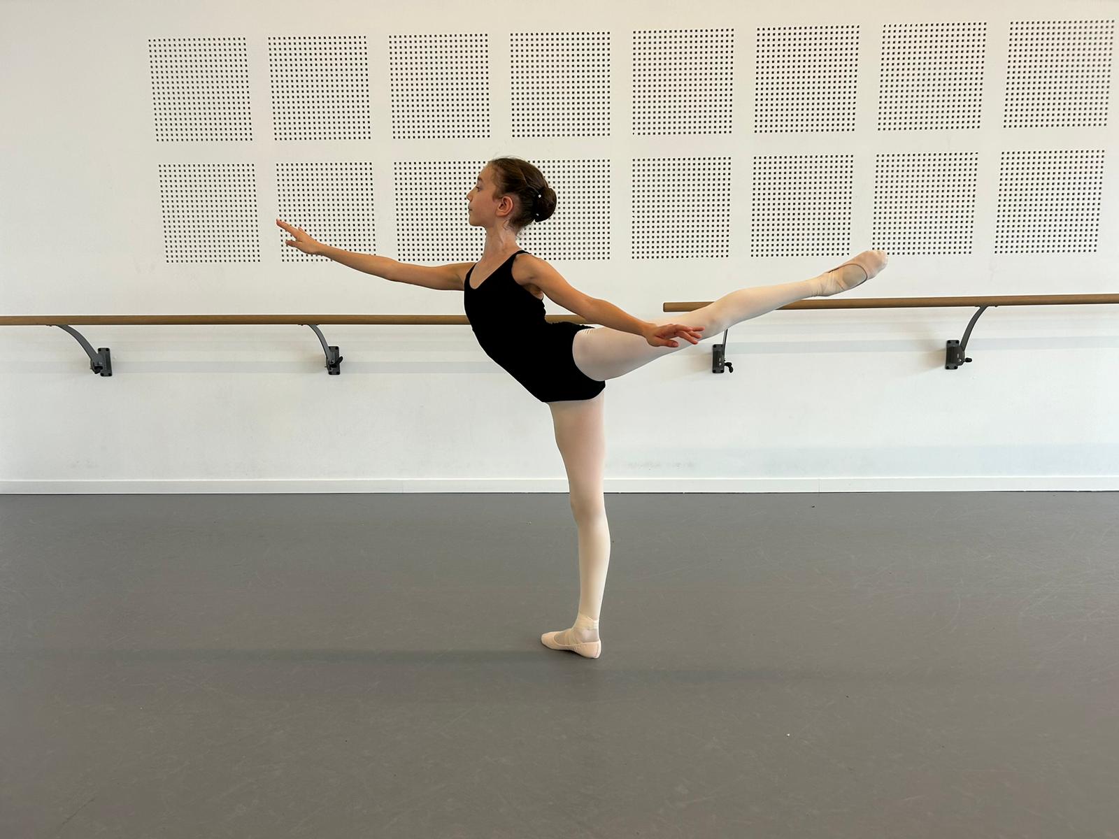 arabesque.JPG
