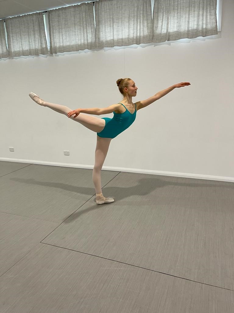 Arabesque - S Hutley.jpg