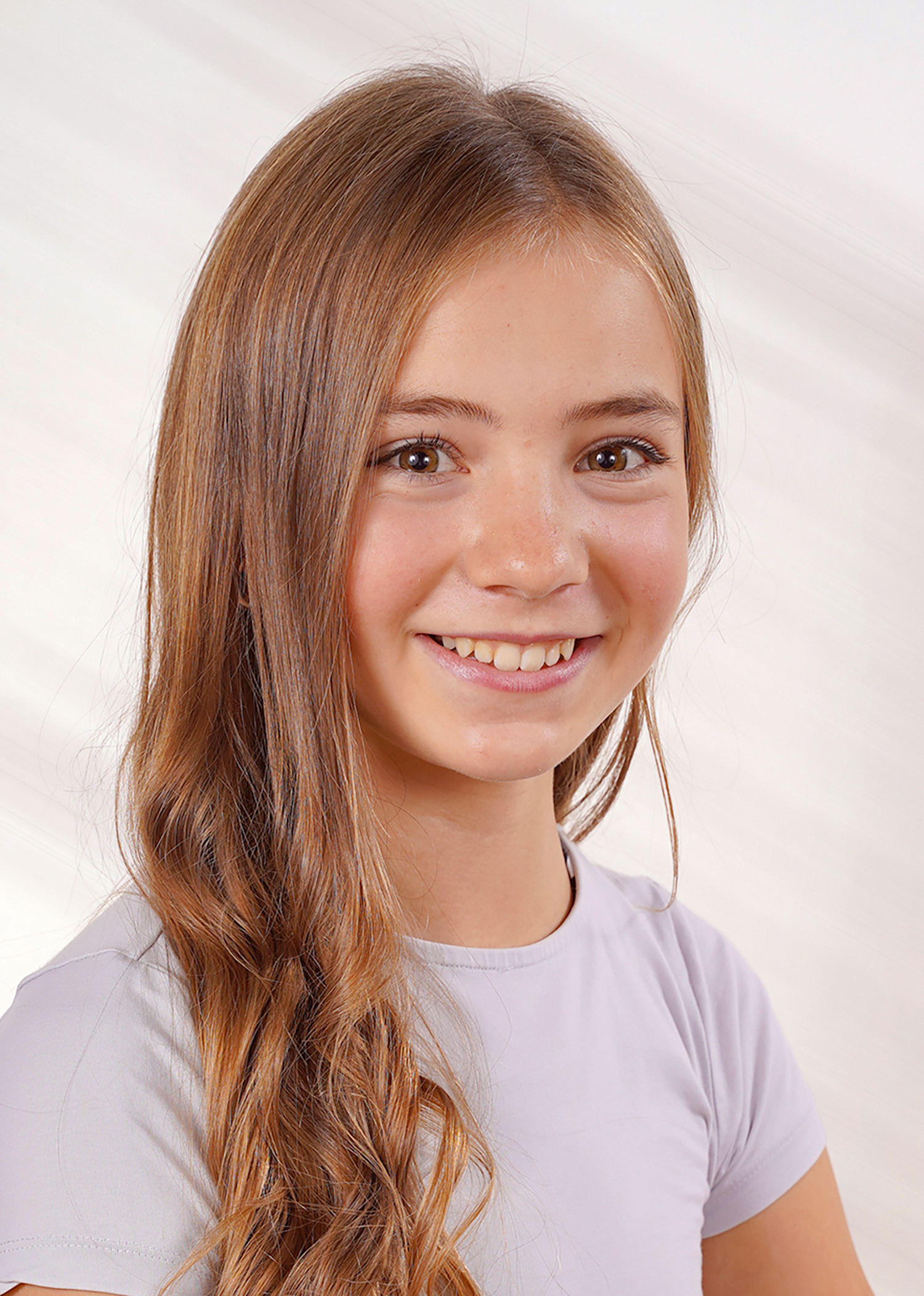 KGE_07c_1545642_von Bodelschwingh__Hedda Lieve--958bzh46__Flo_2022_3_a_.jpg