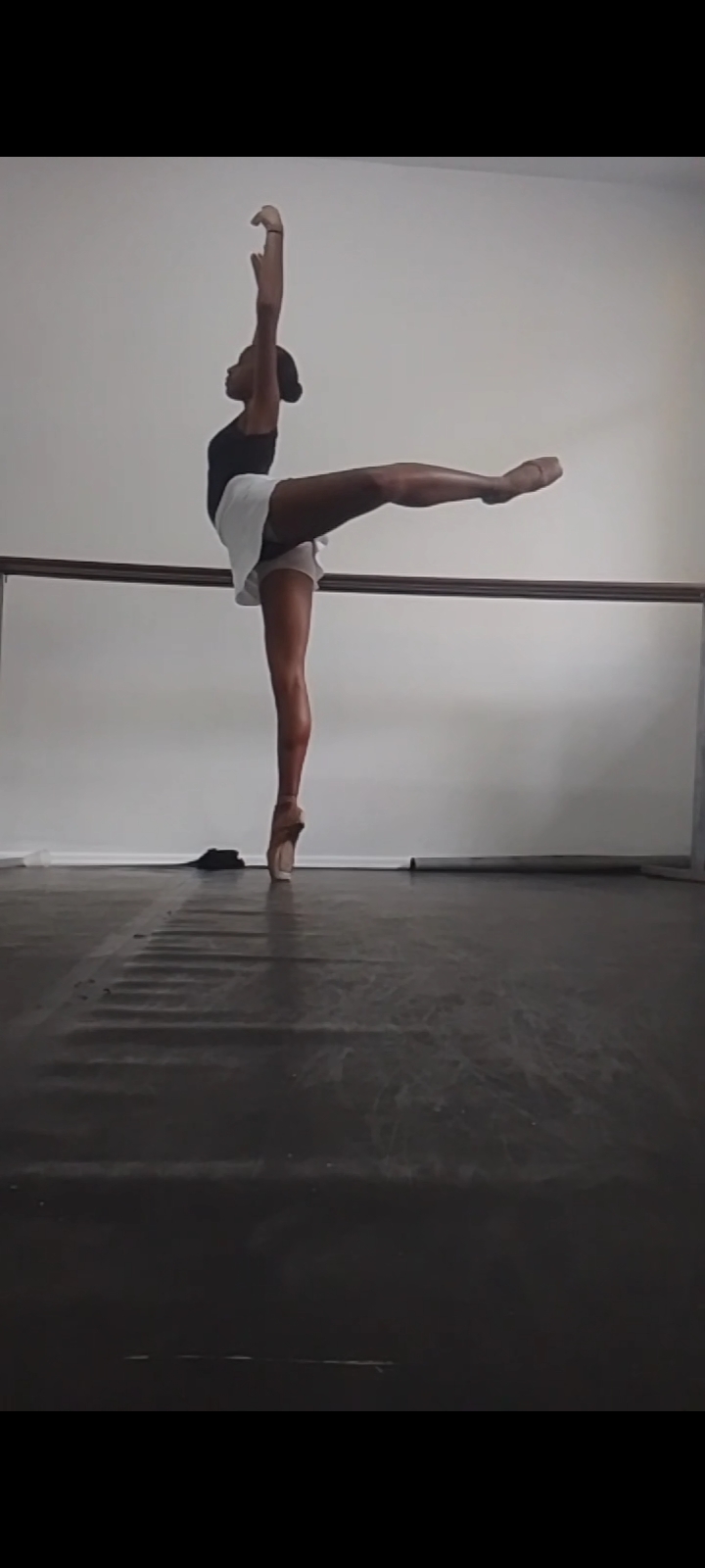 Screenshot_20240607-231951_Video Player.jpg