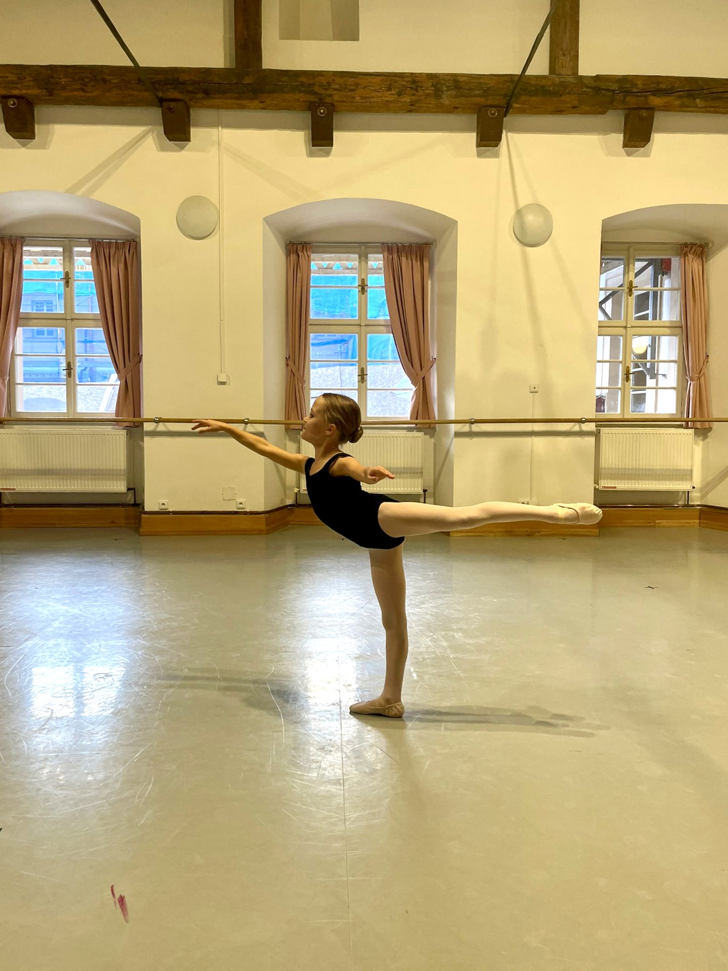 Margarita Sumajlova Arabesque.jpg